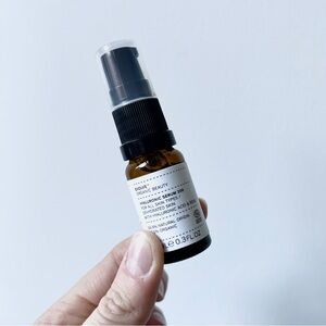 Evolve organic beauty hyaluronic serum 200 with hyaluronic acid and rose
